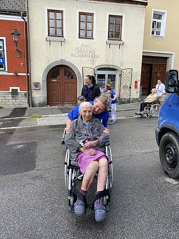 Beim Eintreffen am Stadtplatz...